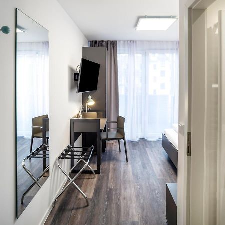Boarding World Smart Hotel Mannheim Exterior photo