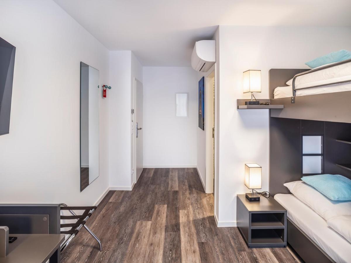 Boarding World Smart Hotel Mannheim Exterior photo