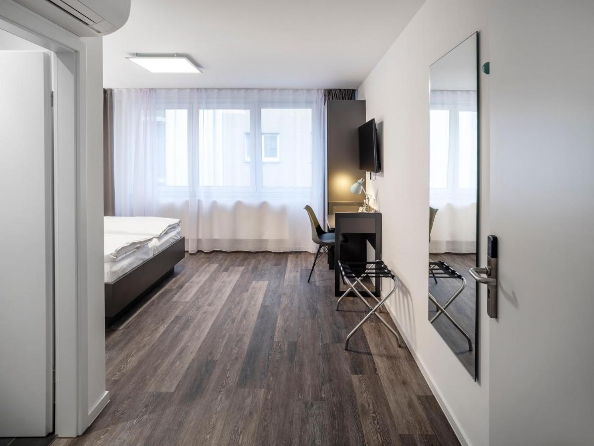Boarding World Smart Hotel Mannheim Exterior photo