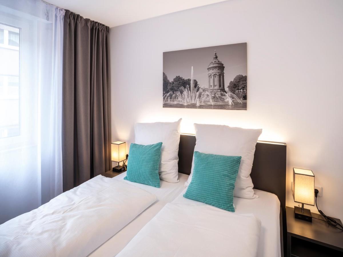 Boarding World Smart Hotel Mannheim Exterior photo